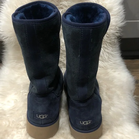 UGG Amie Wms11 NAVY Blue Water-Resistant Suede Winter Boots EUC - Picture 6 of 11